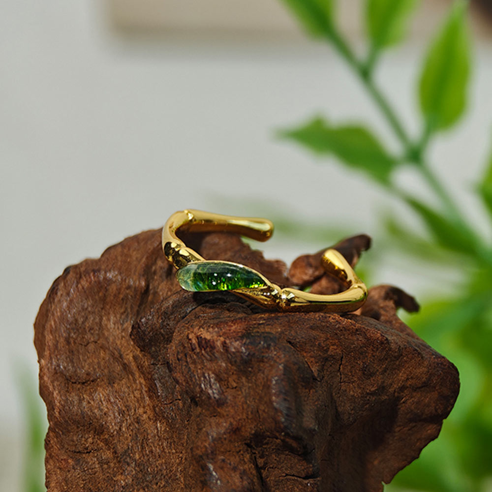 Green Gradient Bamboo Leaf Ring