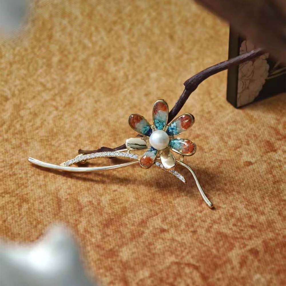 Dunhuang Style Daisy Flower Brooch