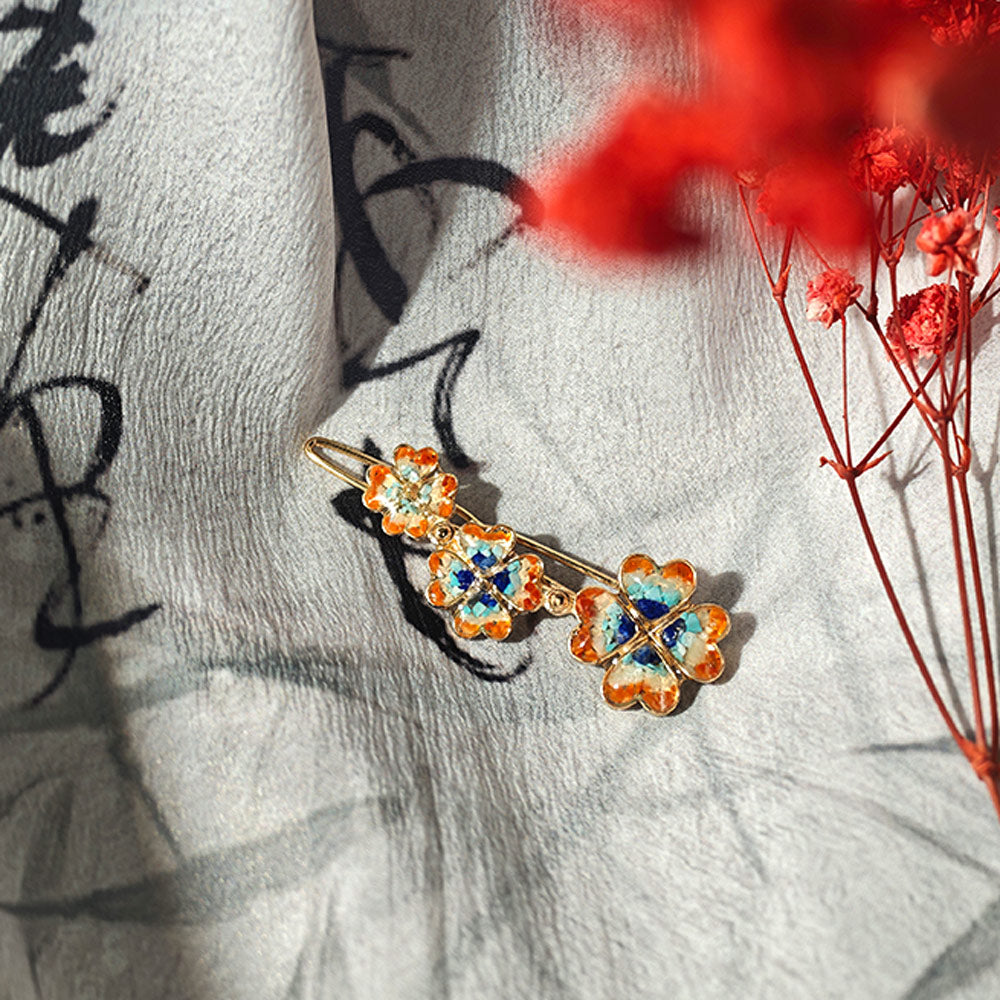 Dunhuang-style Four-Leaf Clover Hair Clip