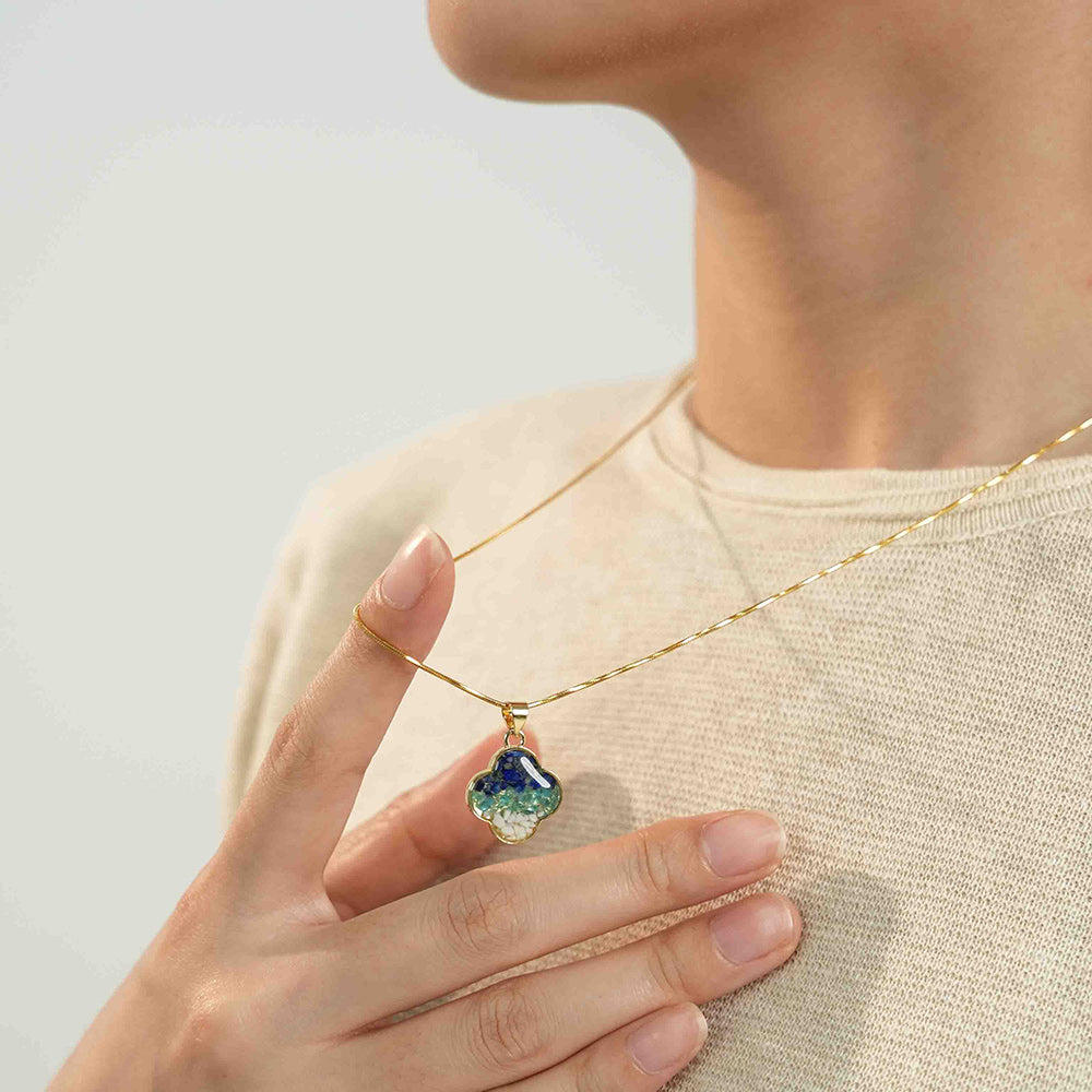 Necklace – Single-Sided Clover, Blue & White Style