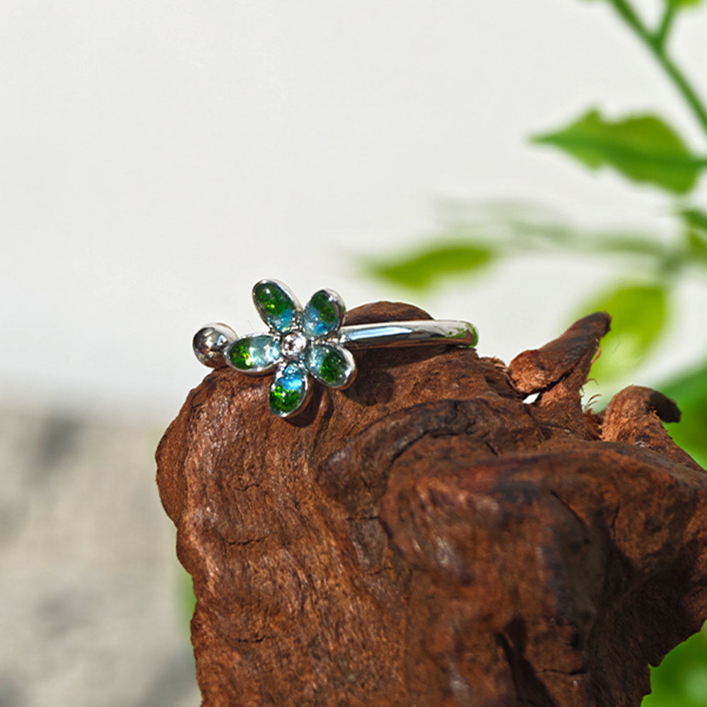 Ring – Emerald Daisy, Silver