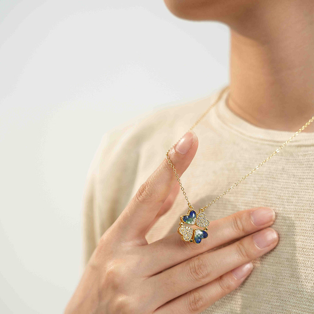Movable Magnetic Clover Necklace – Blue & White