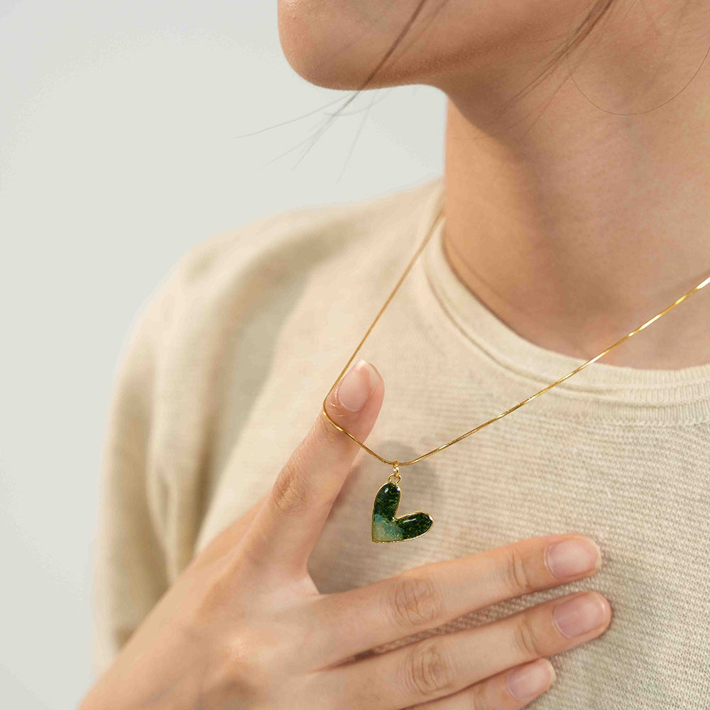 Emerald Green Heart Series