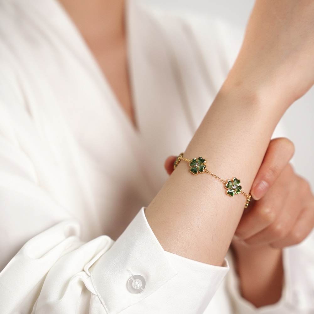 Clover-Shaped Bracelet, Style B: Emerald Green Collection