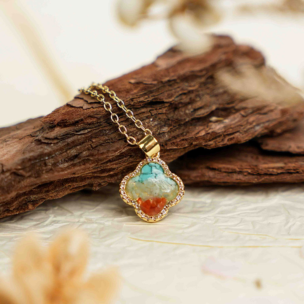 Dunhuang Red Four-Leaf Clover Necklace with Zircon