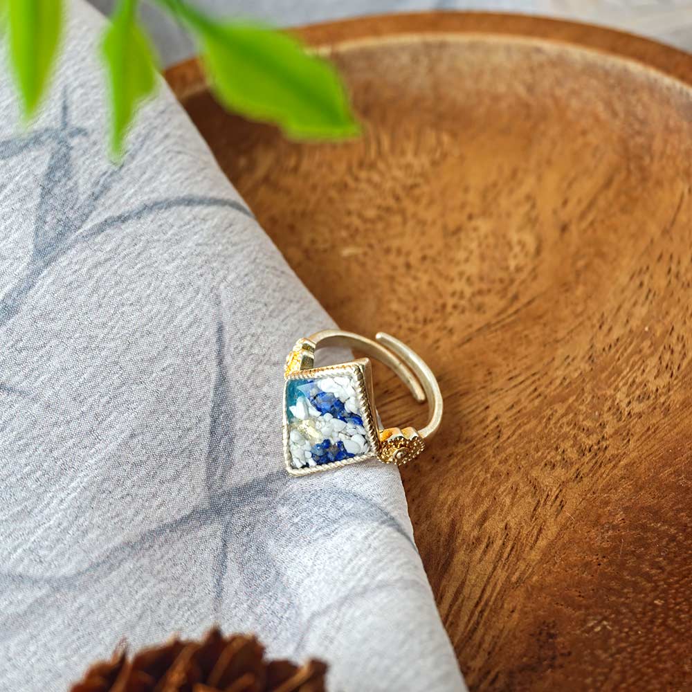 Blue & White Diamond-Shaped Adjustable Ring