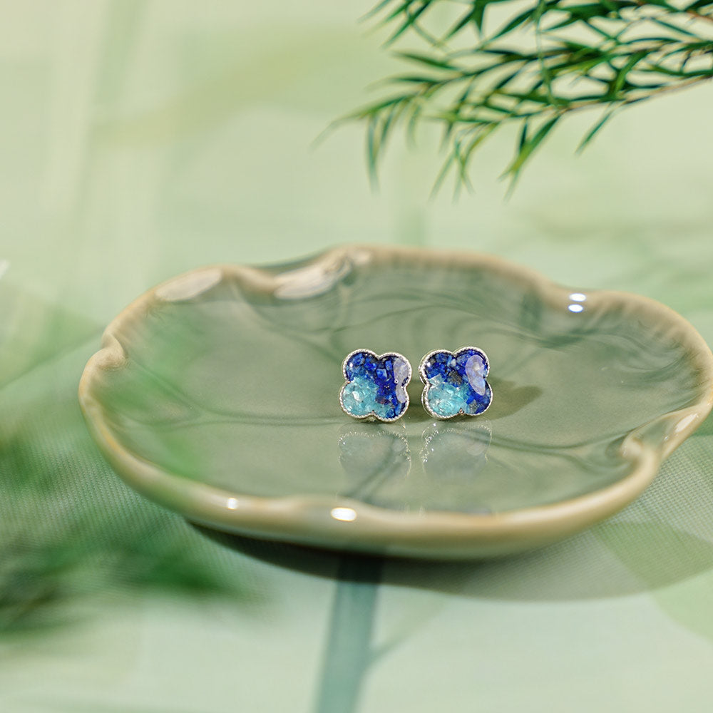 Silver Four-Leaf Clover Stud Earrings – Royal Blue Gradient Series