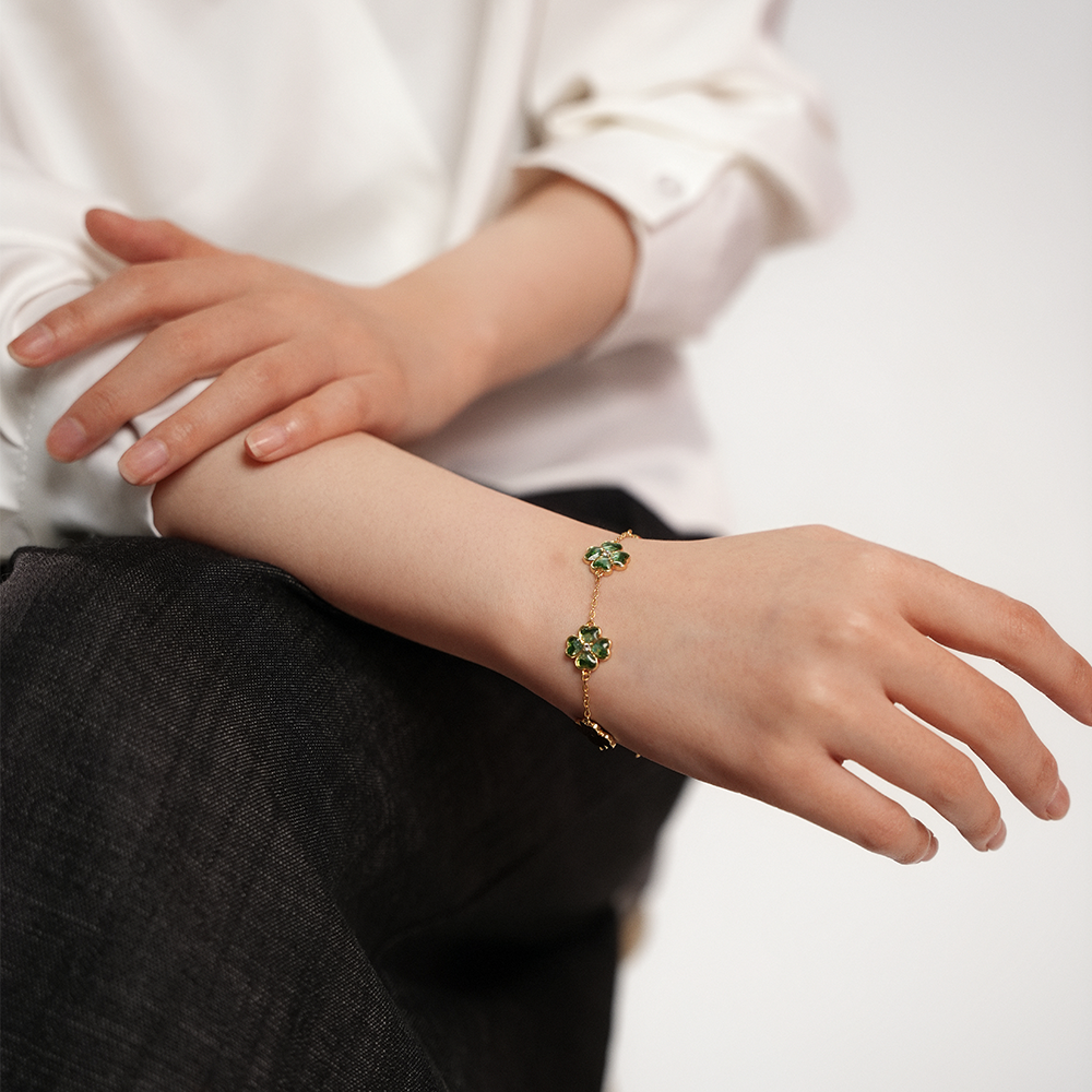 Clover-Shaped Bracelet, Style B: Emerald Green Collection