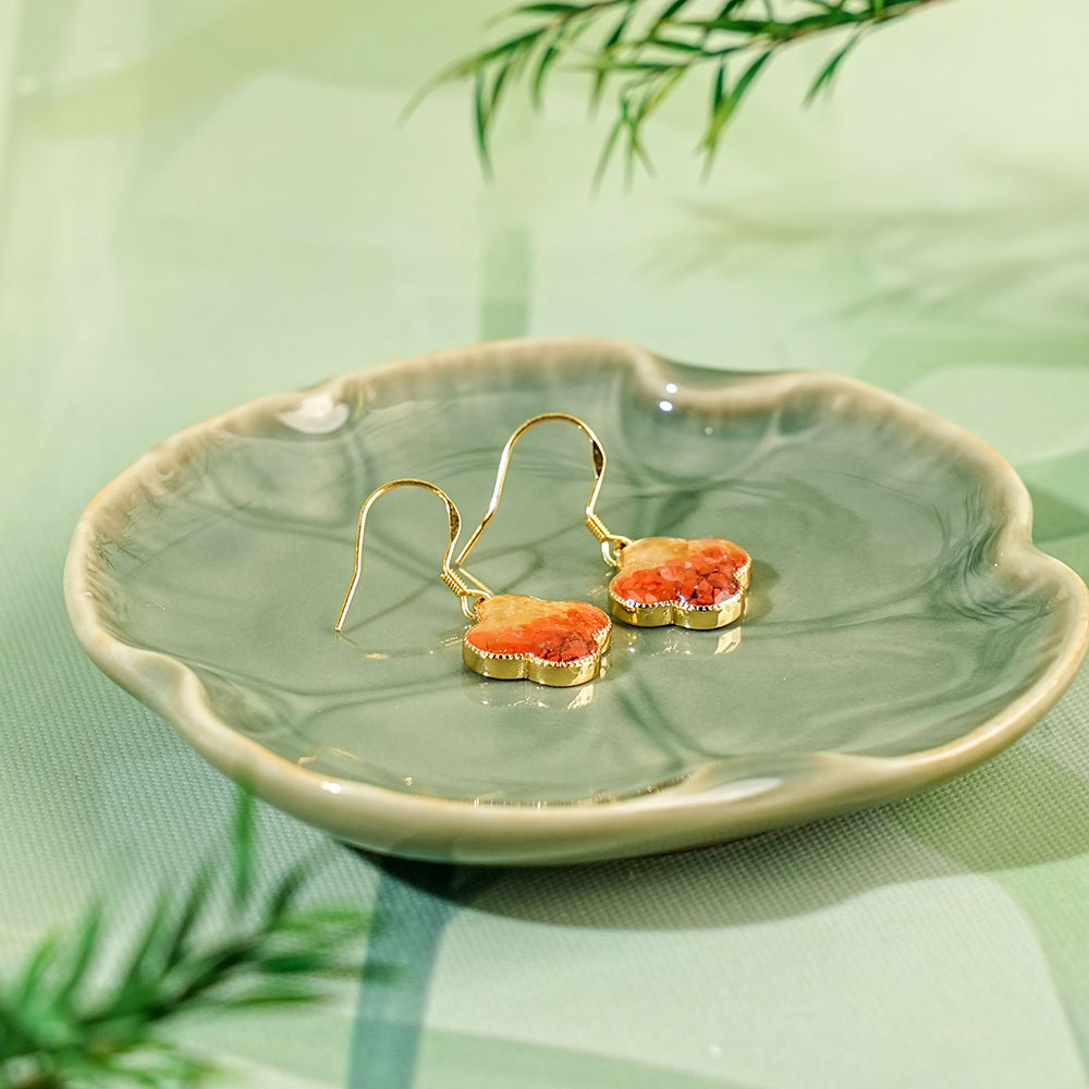 Four-Leaf Clover Drop Earrings – Red & Prosperous Series