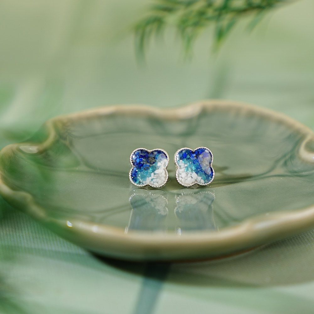 Silver Clover Stud Earrings – Blue & White Series