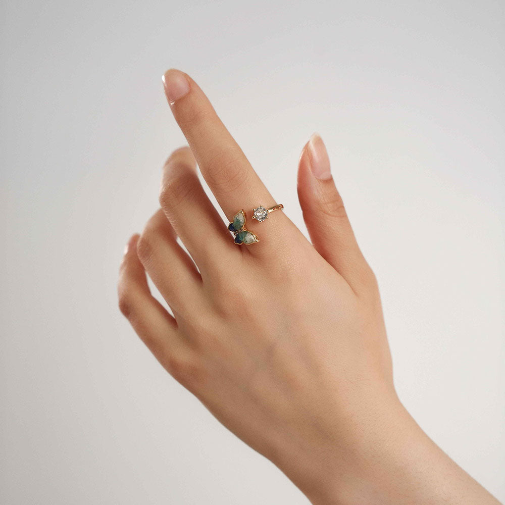 Blue-and-White Gradient Butterfly Ring