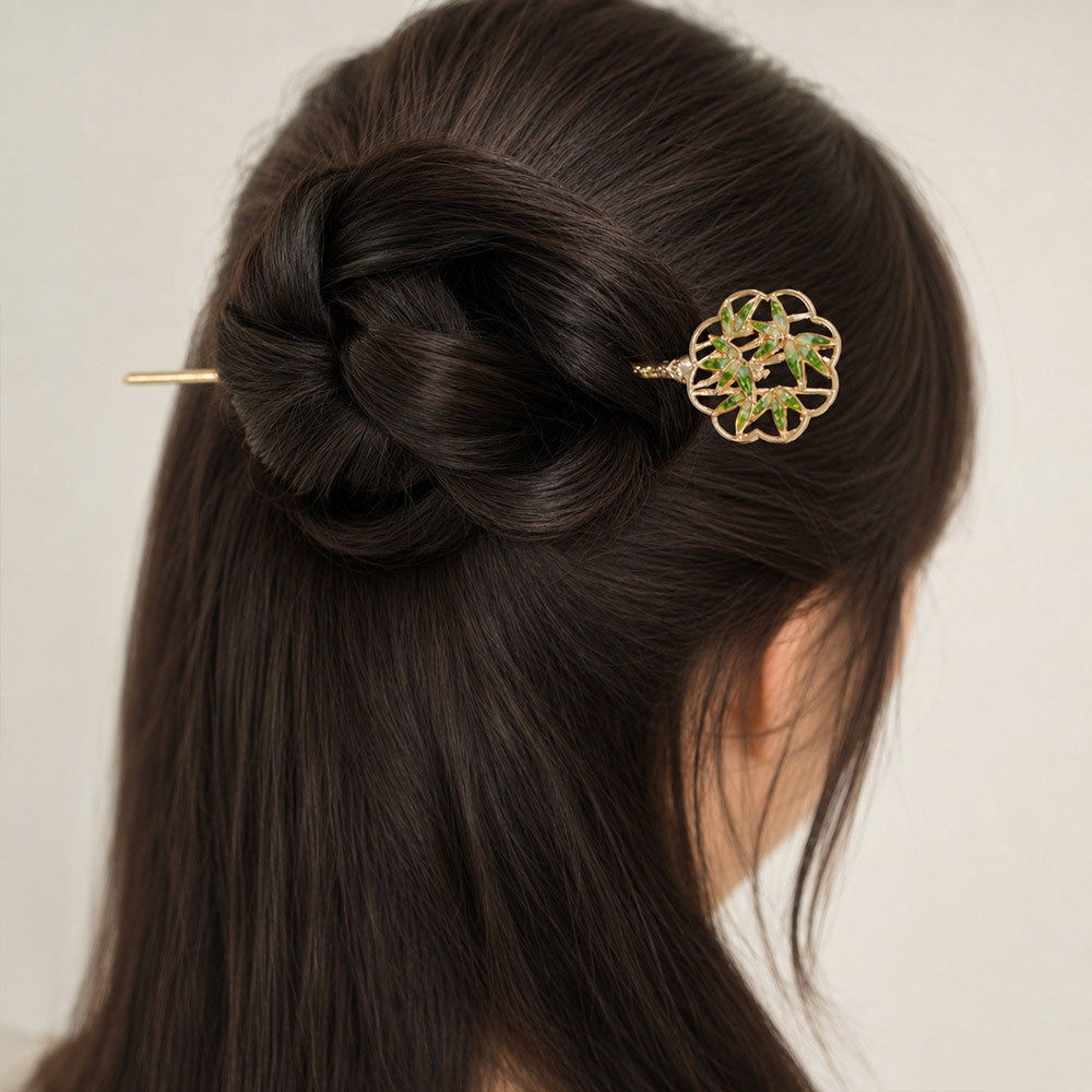 Jadeite Green Color Variation: Openwork Bamboo Hairpin