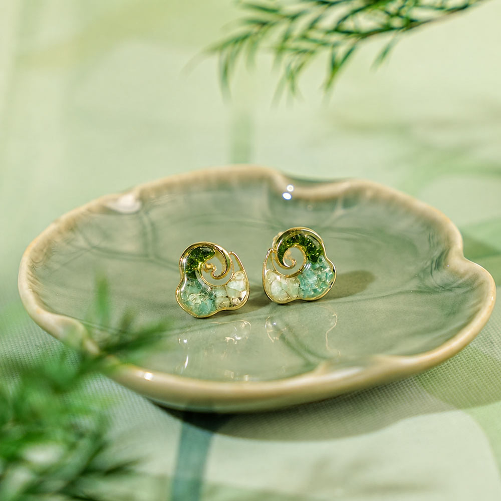Studs – Rolling Cloud, Emerald Gradient