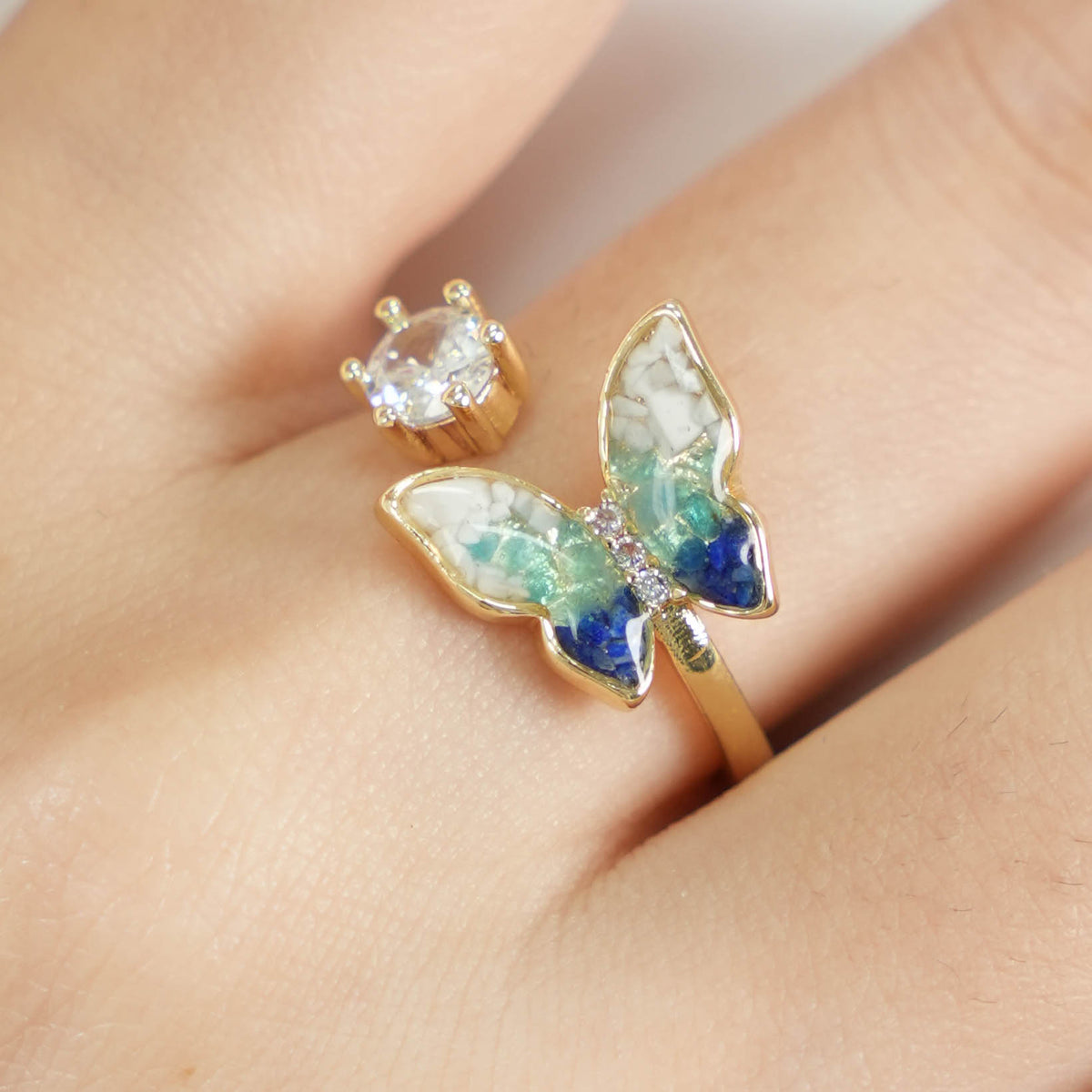 Blue-and-White Gradient Butterfly Ring