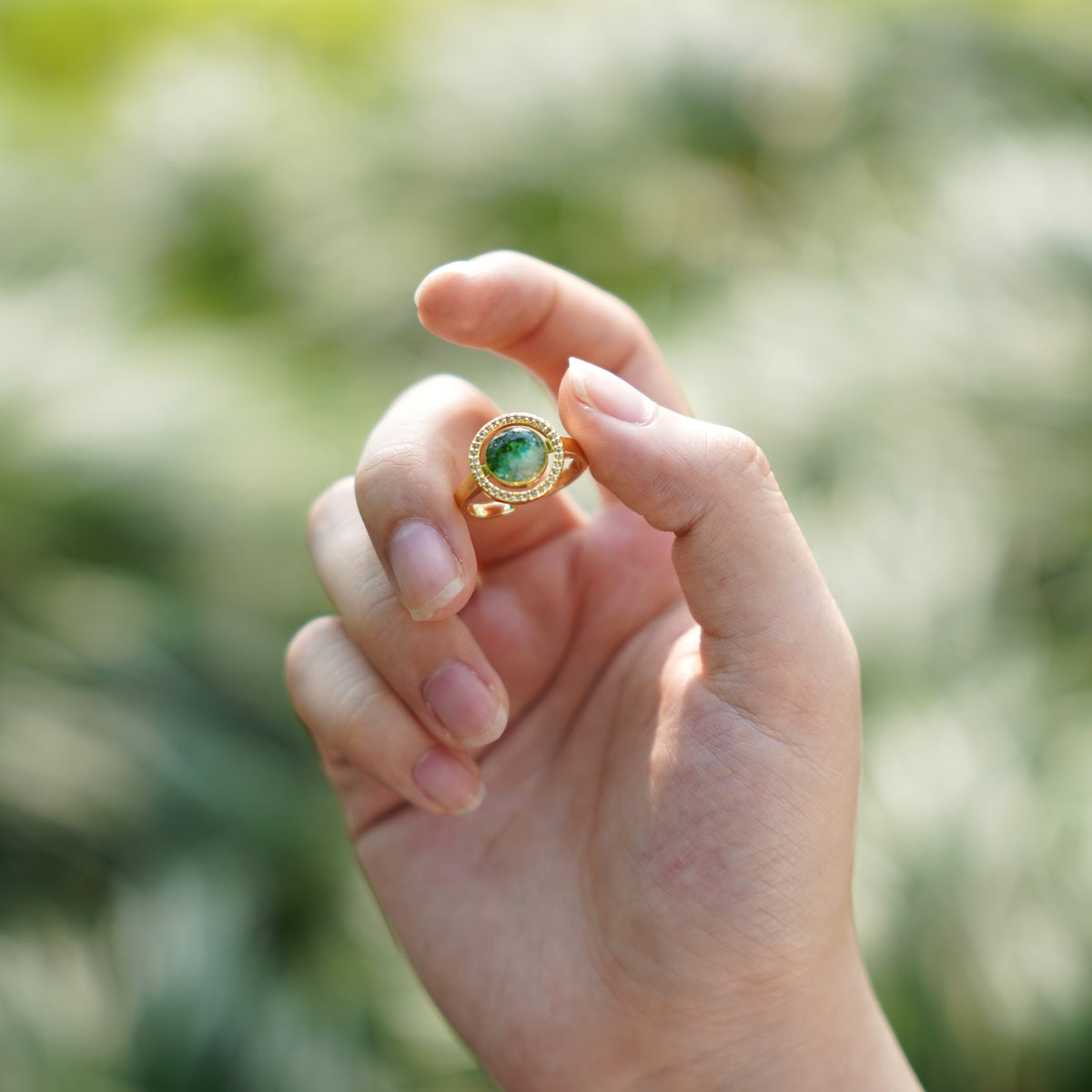 Jadeite Green Big Round Bean Ring