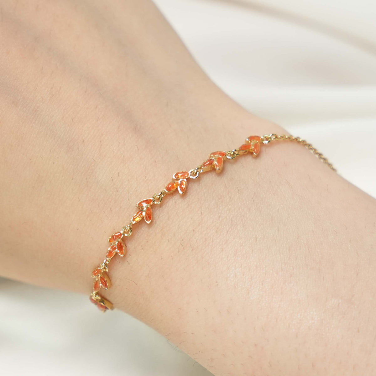 Bracelet – Tiny Leaf, Prosperous Red Series