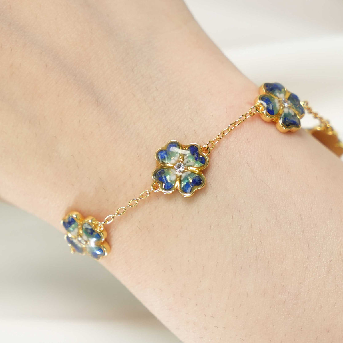 Bracelet – Four-Leaf Clover B, Blue & White Series