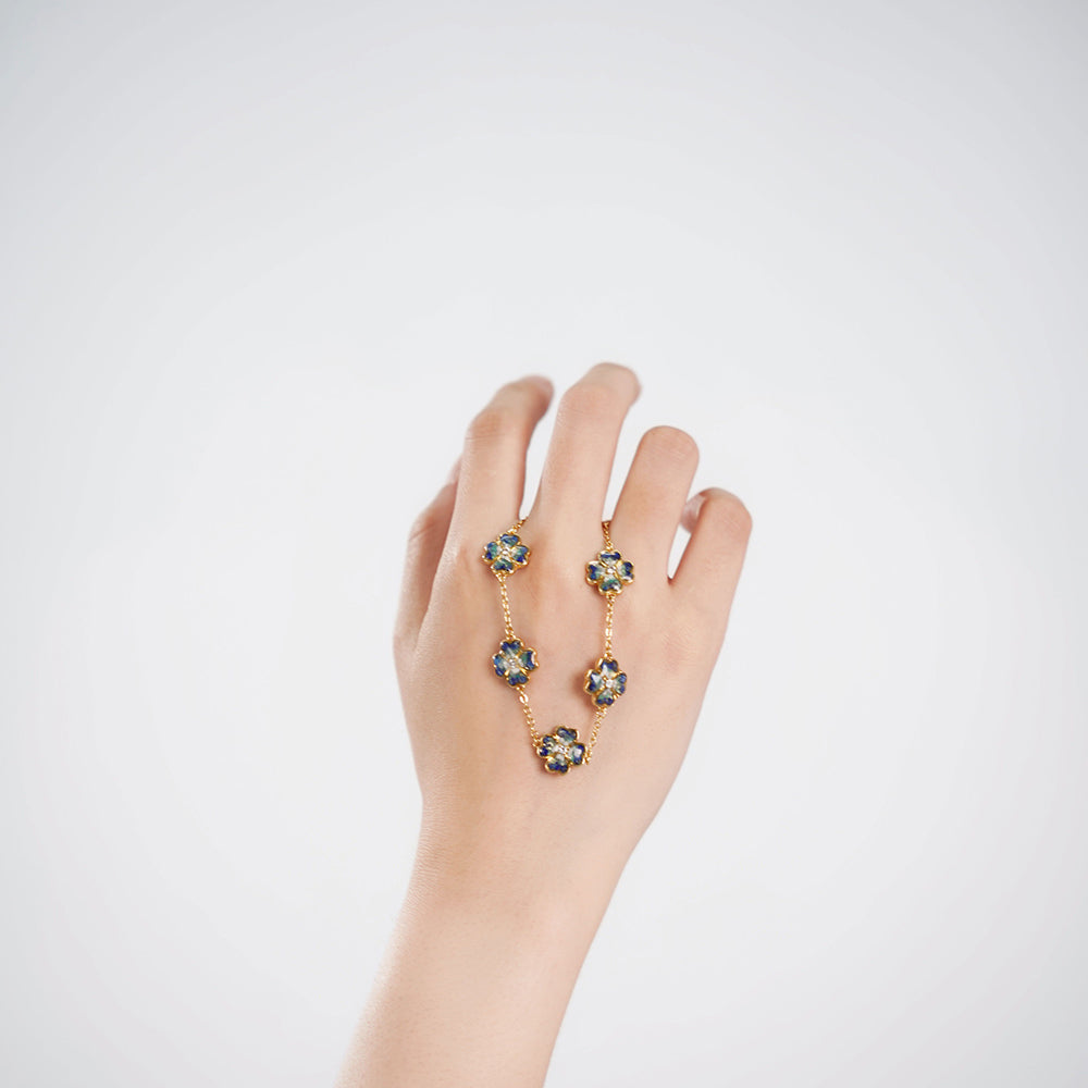 Bracelet – Four-Leaf Clover B, Blue & White Series