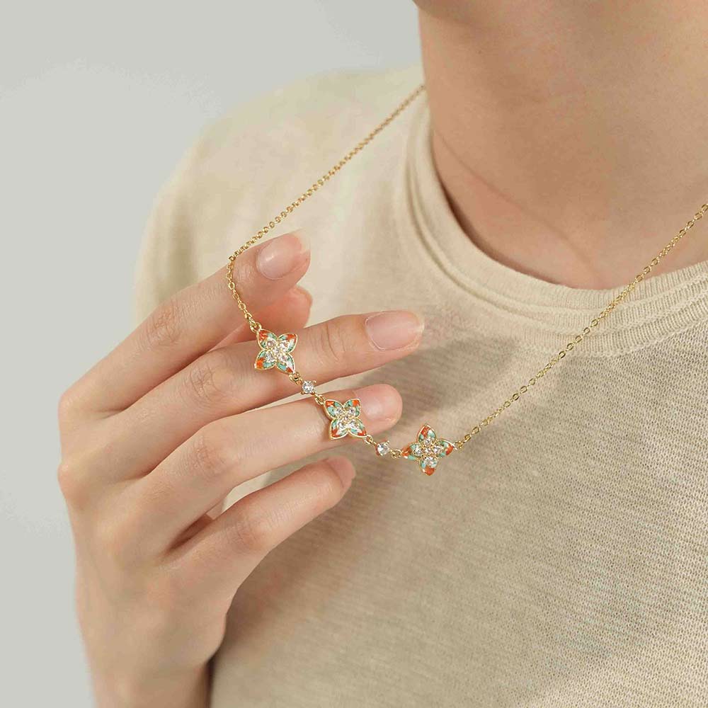 Pointed Four-Leaf Clover Necklace – Dunhuang Series