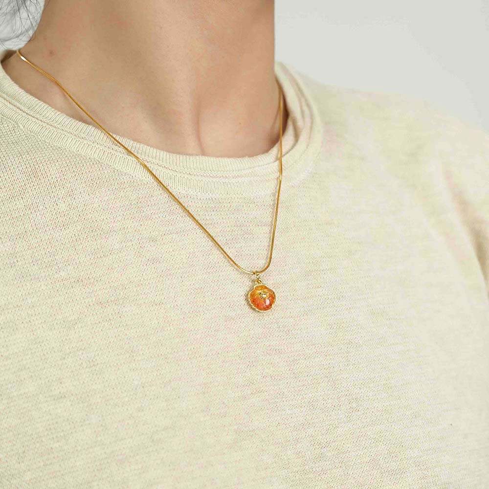 Necklace Shell Blazing Red Collection