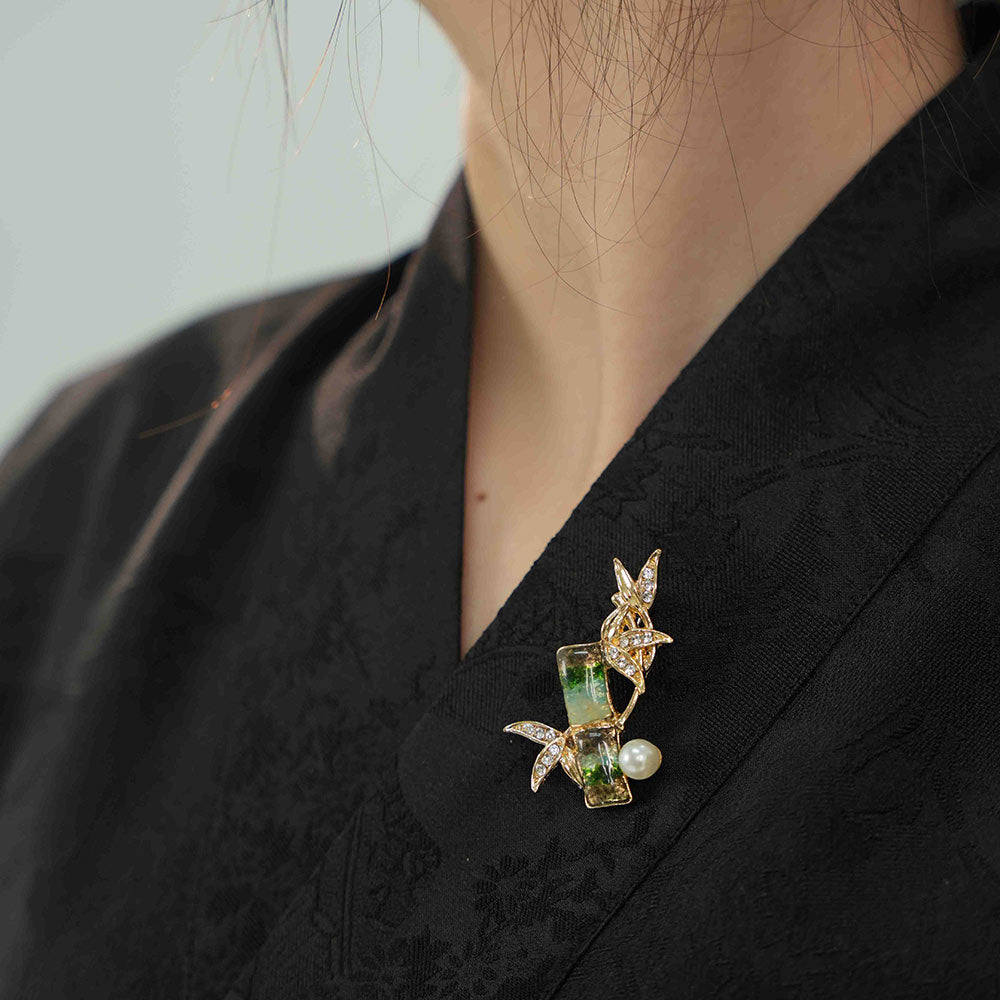 Green Bamboo Joint Brooch