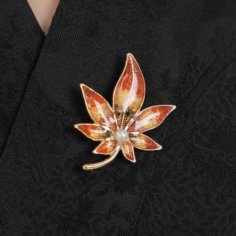 Maple Leaf Brooch – Series
