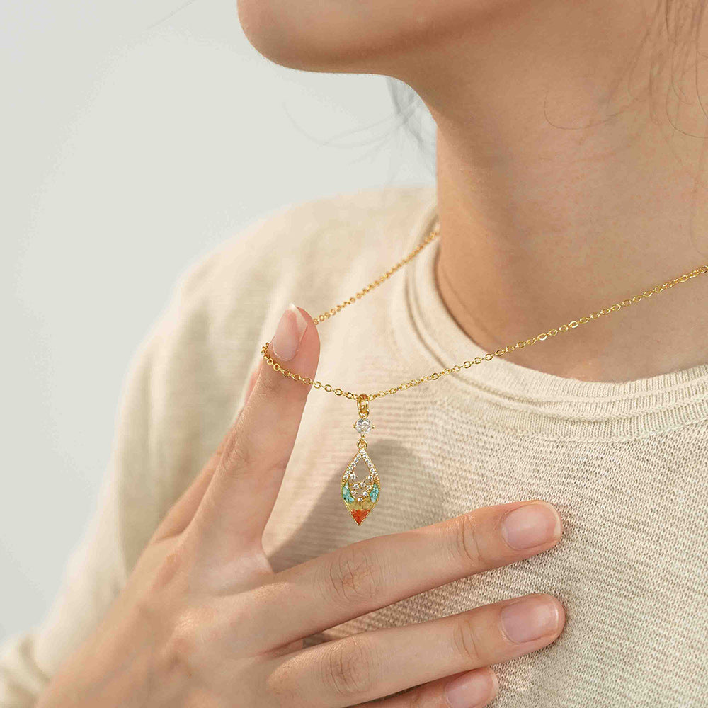 Necklace – Hollow Diamond, Dunhuang Red