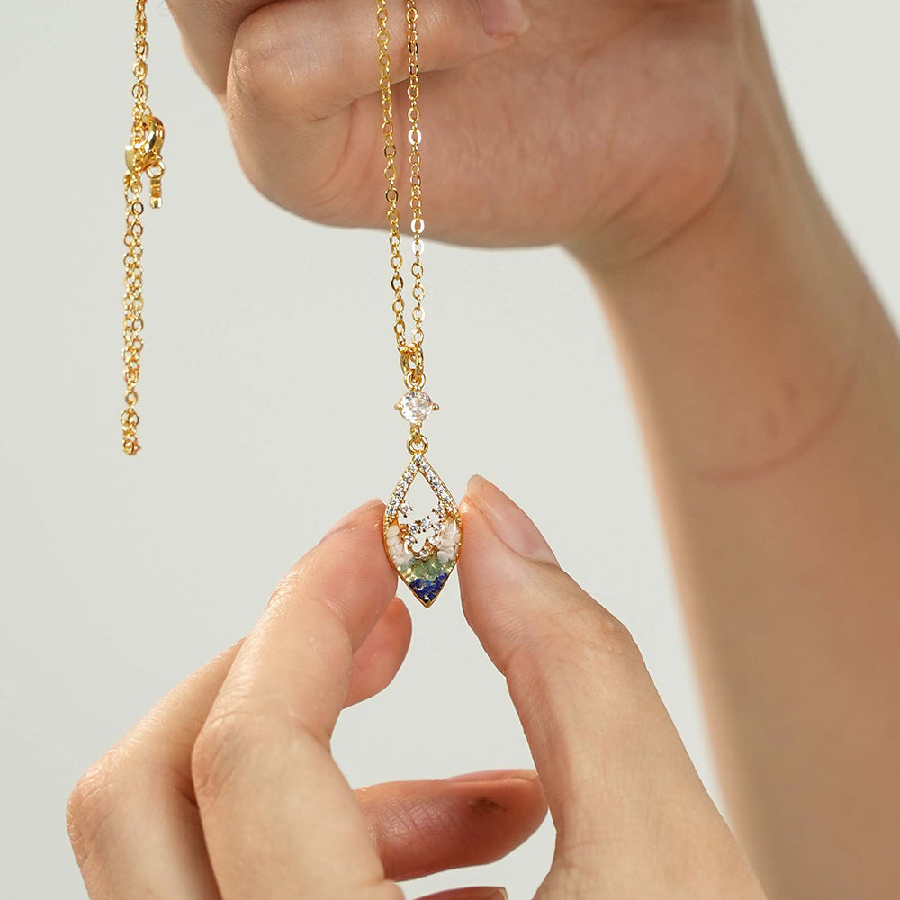 Necklace – Hollow Diamond, Blue & White