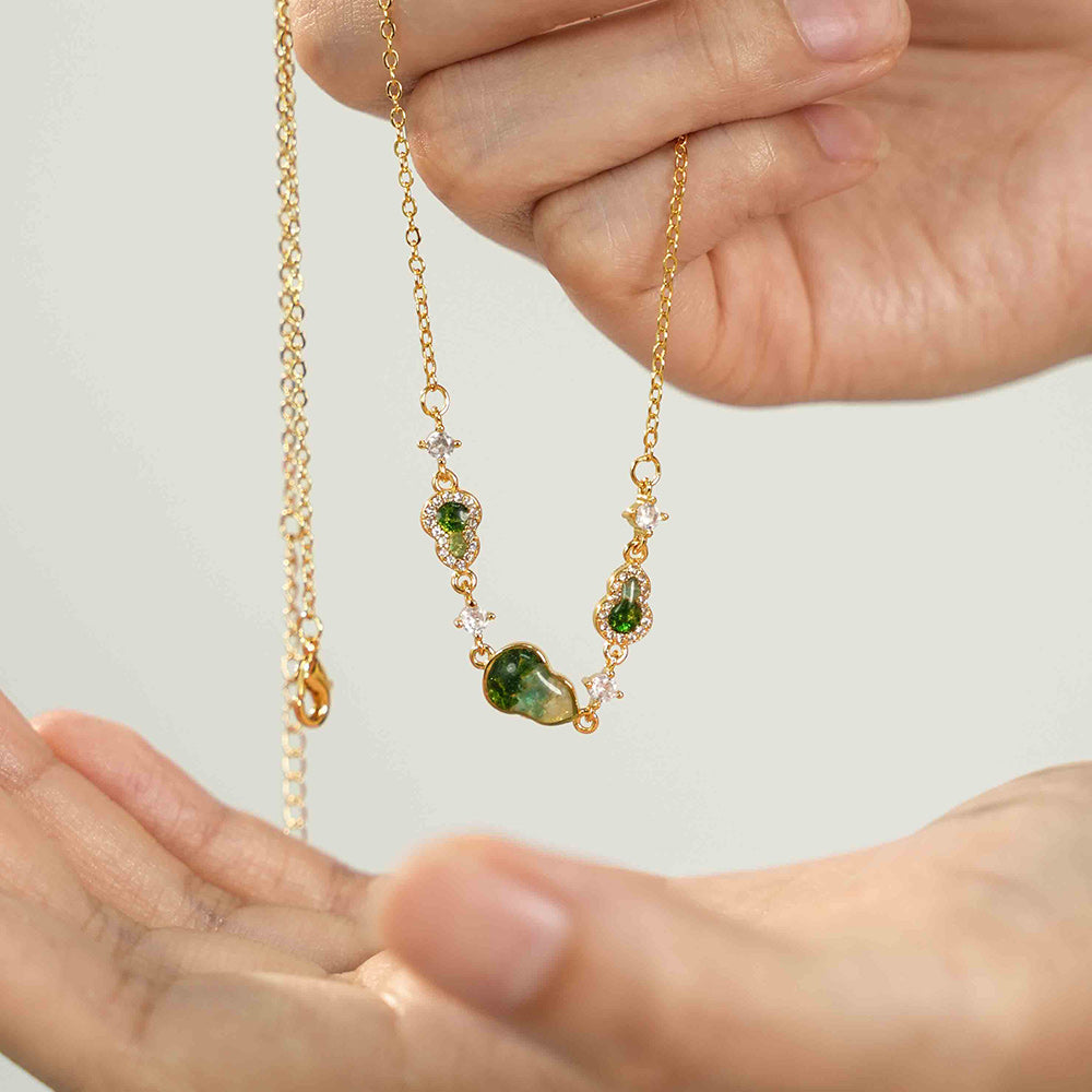 Necklace – Gourd B, Jade Green