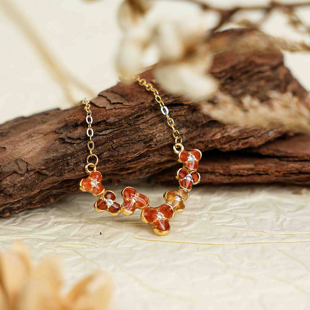 Bracelet – Three-Petal Flower, Prosperous Red Series
