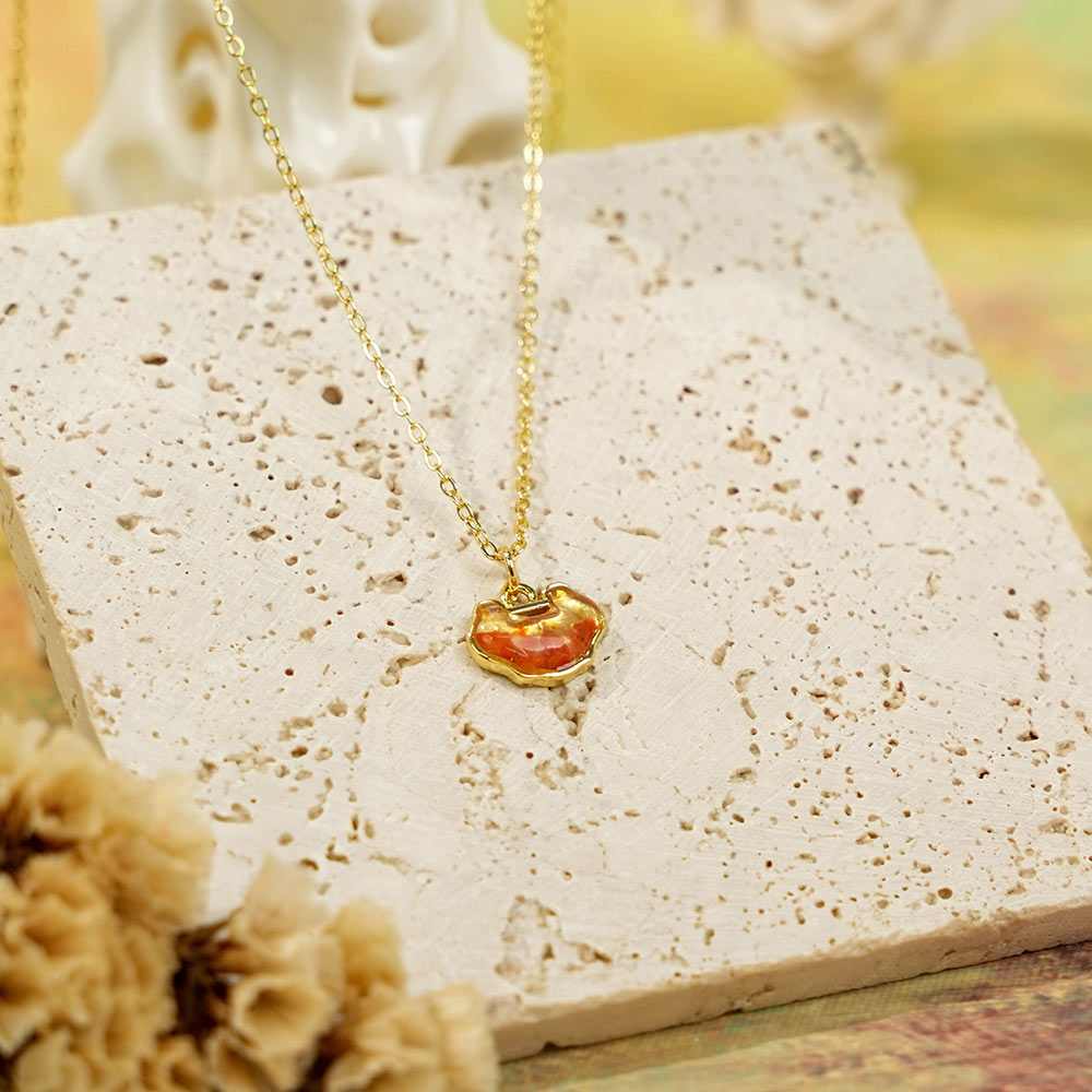 Necklace – Longevity Lock, Prosperous Red