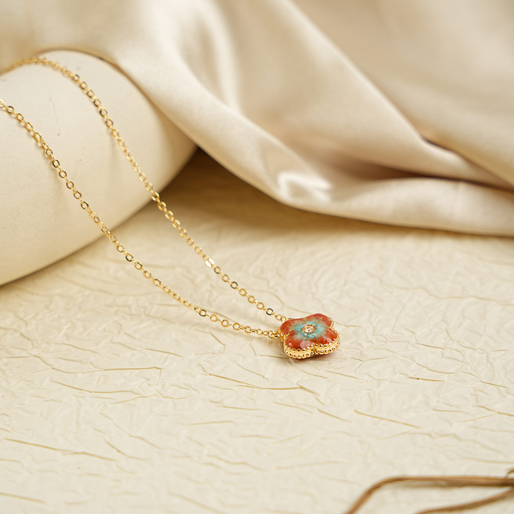 Necklace – Double-Sided Clover, Dunhuang Red
